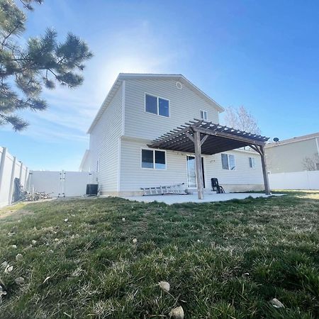 Private Room With Shared Spaces In Fully Equipped Lehi Home Dış mekan fotoğraf
