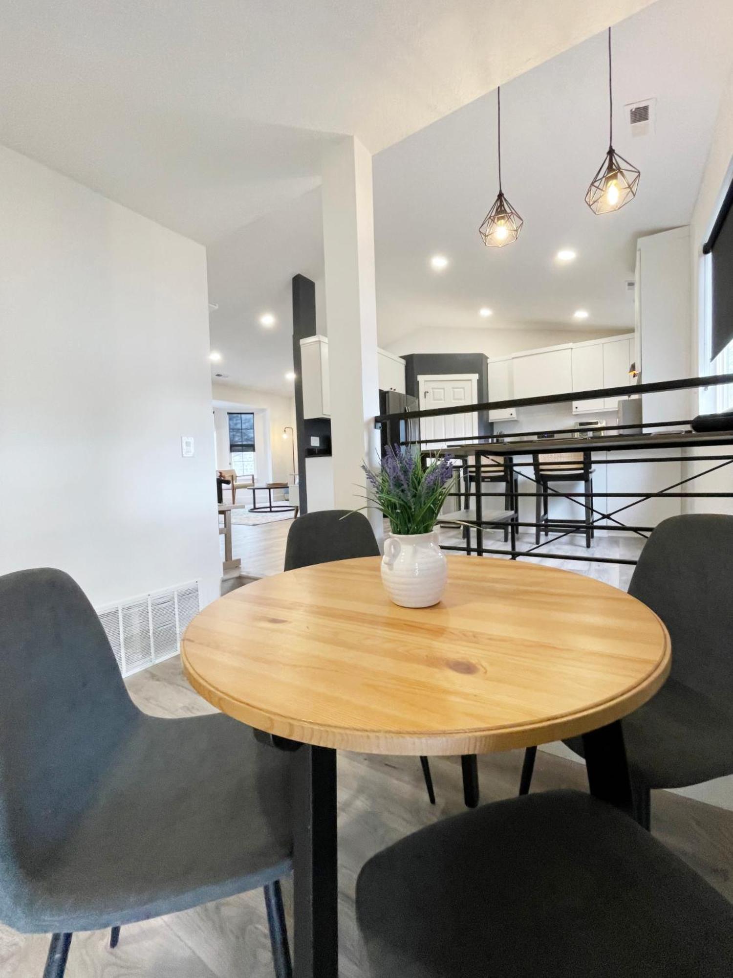 Private Room With Shared Spaces In Fully Equipped Lehi Home Dış mekan fotoğraf